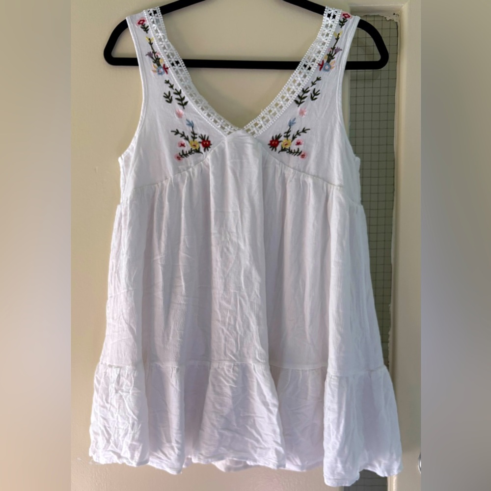 NWOT SHEIN White Embellished Floral Dress